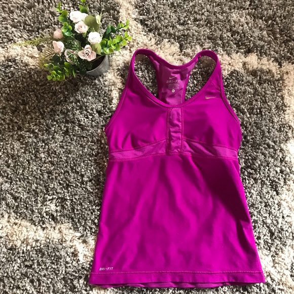 Nike Tops - Nike Razorback Tank